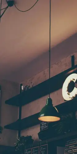 Jl. Contoh No. 123, Bandung, Jawa Barat